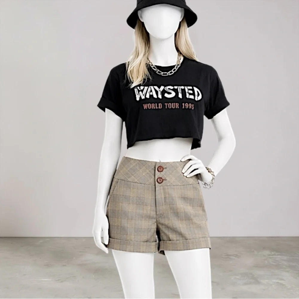 New Celebrity Pink Plaid High-Waist Cuffed Women's Shorts - Beige Plaid